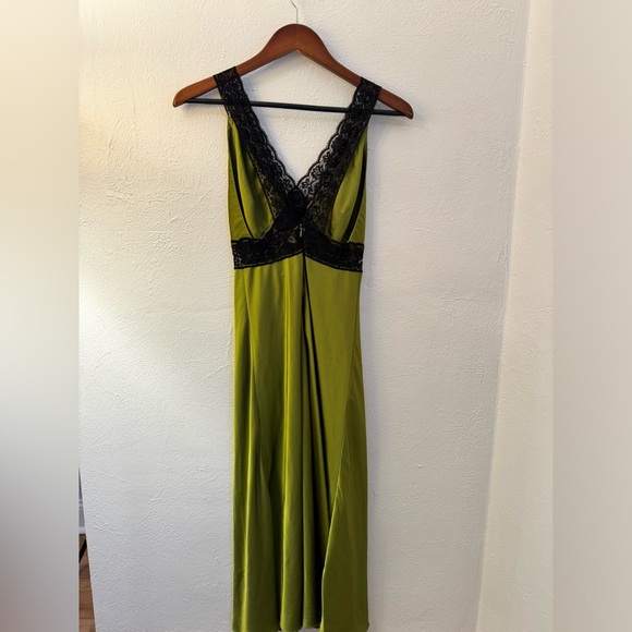 Samantha Sipos Nasrin Slip Dress - Picture 5 of 7